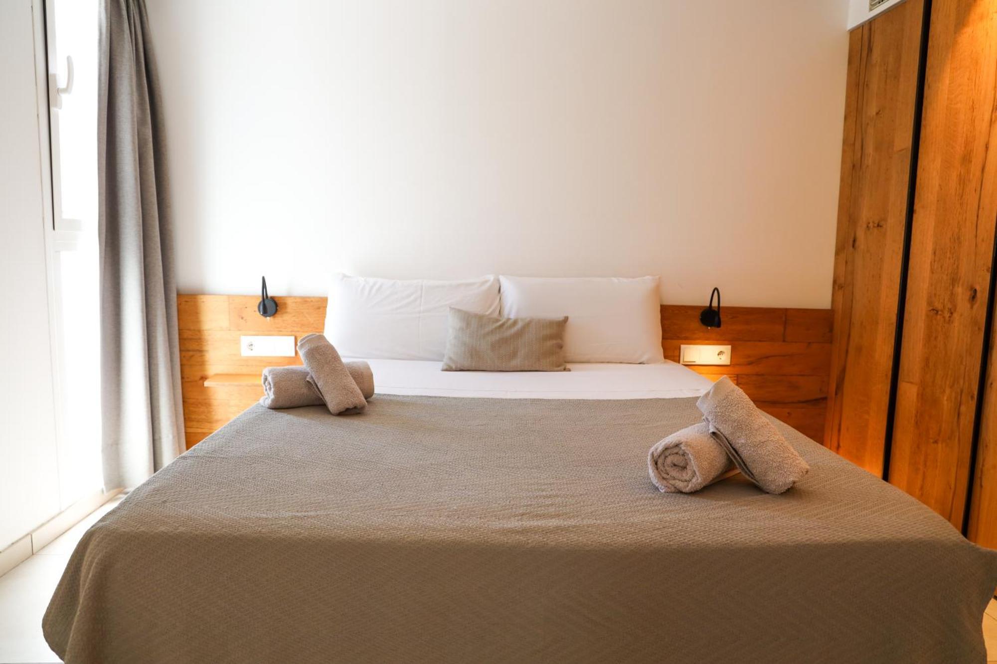 Cala Vadella Beachwalk Suites Szoba fotó