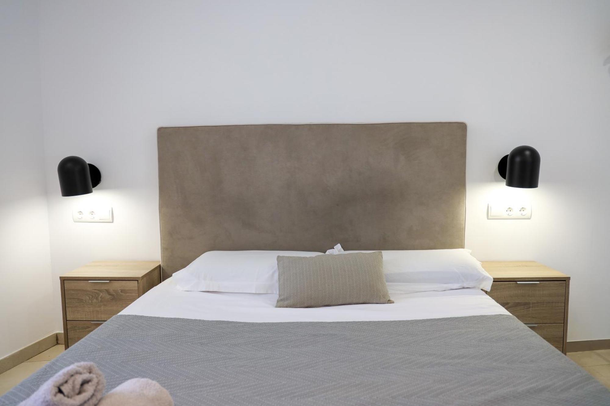 Cala Vadella Beachwalk Suites Szoba fotó